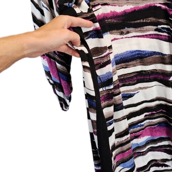 Daisey Fuentes. No belt. Size L - Picture 4 of 6